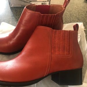 NEW Jeffrey Campbell Metcalf Boots Size 10